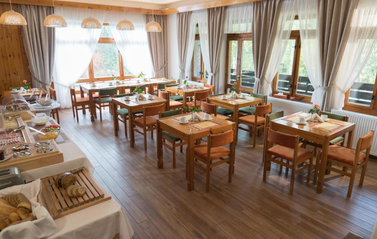 Profamily Hotel Top Benecko Ngoại thất bức ảnh