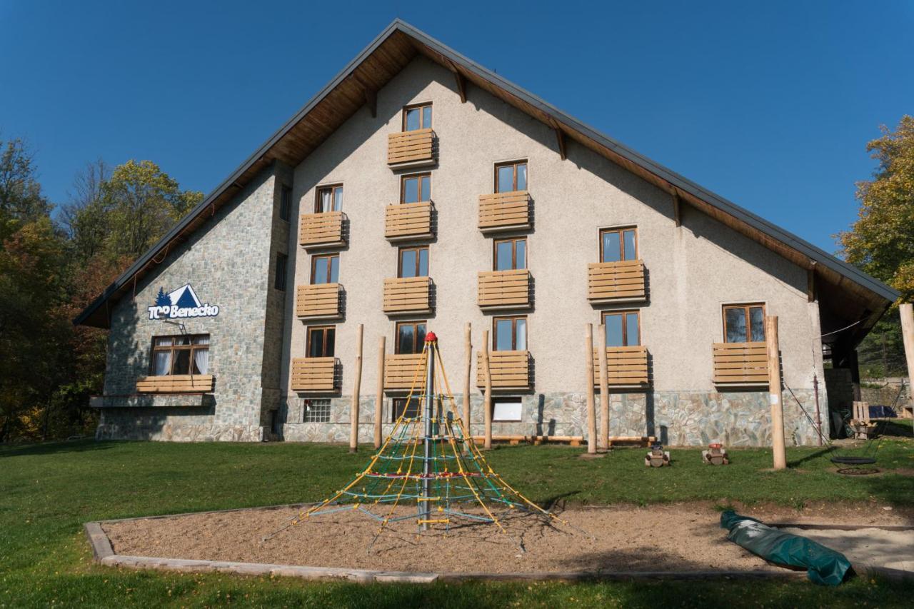 Profamily Hotel Top Benecko Ngoại thất bức ảnh